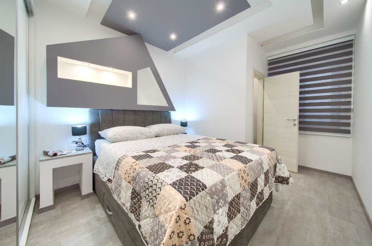 Luxury Vall Apartment Krk Town Eksteriør bilde